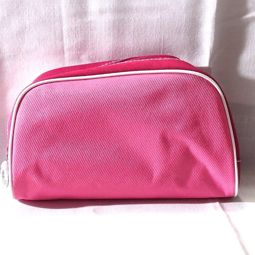 CLINIQUE COSMETIC BAG - 8"X6"X2" - new - Outer Shell 100% Polyester